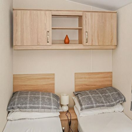 Silver Birch Caravan Park Talacre Εξωτερικό φωτογραφία